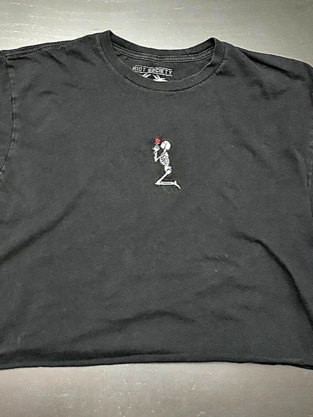 Riot Society Rose Skull Embroidered T-Shirt Black Medium